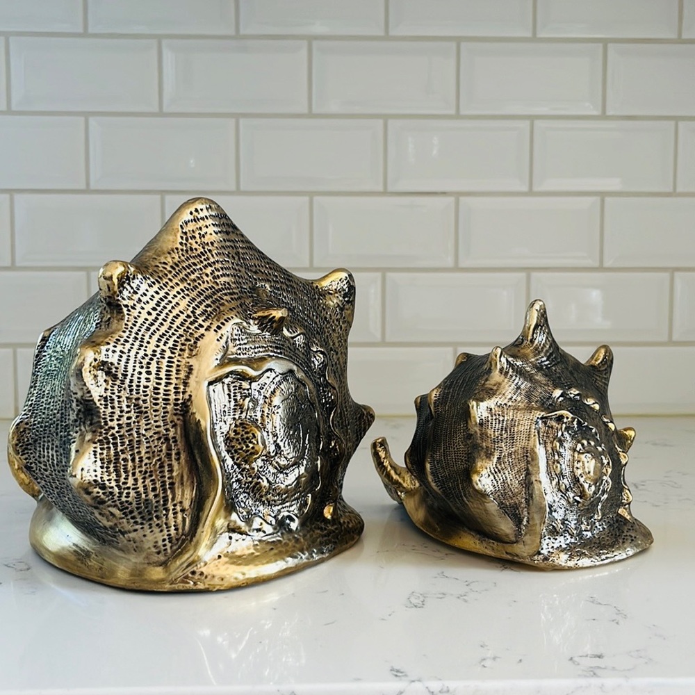Place & Time Large Ceramic Conch Shell Gold - Picture 12 of 15